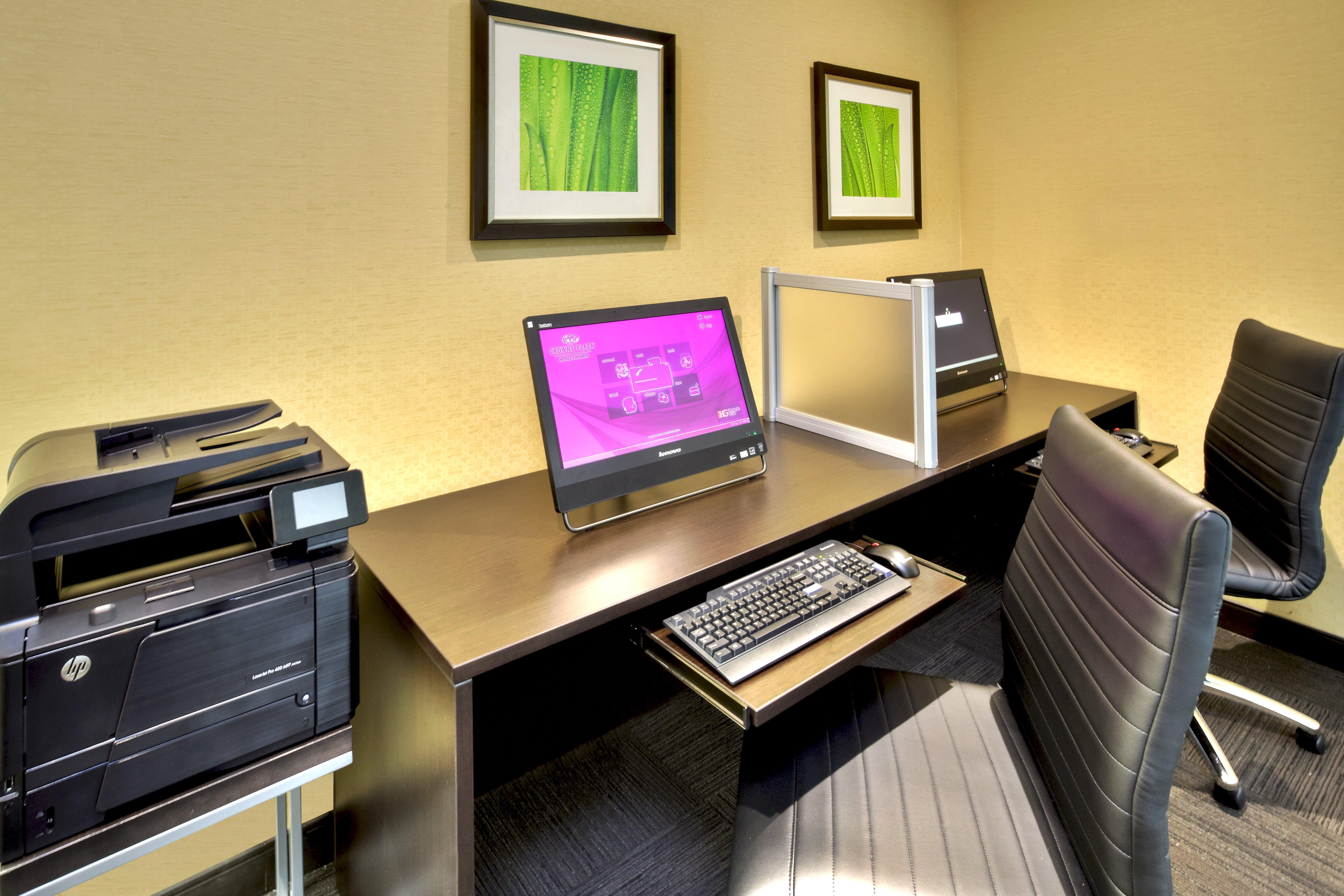 Crowne Plaza Kitchener-Waterloo By Ihg Hotel Exterior photo