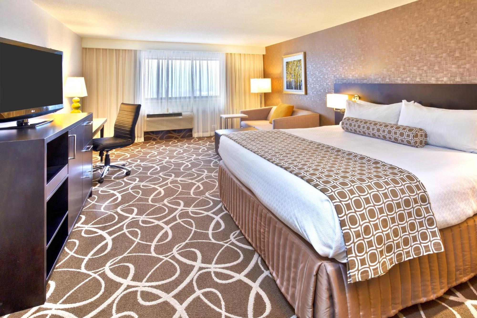 Crowne Plaza Kitchener-Waterloo By Ihg Hotel Exterior photo